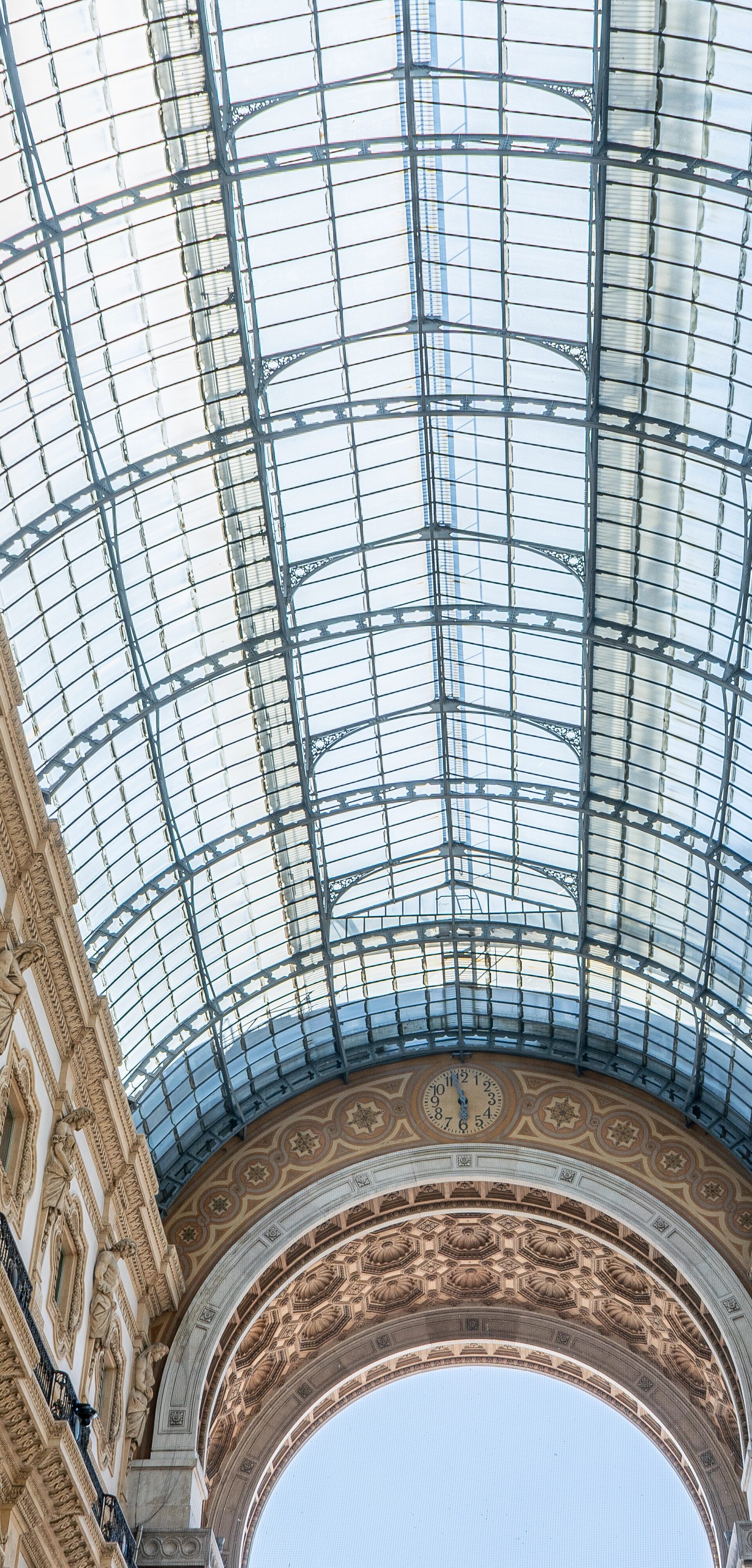 Luxury Chauffeur Service in Milan | Infinite Risks International